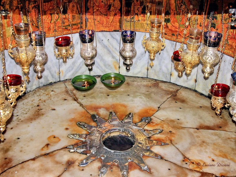 luce-della-pace-basilica-di-betlemme